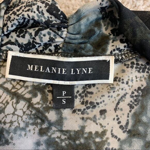 MELANIE Lyne Olive green ivory black multicoloured abstract wrap blouse Sz S - Picture 8 of 11